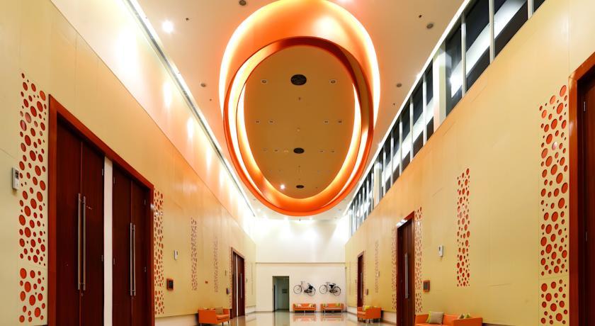 HARRIS Hotel Batam Center Bagian luar foto