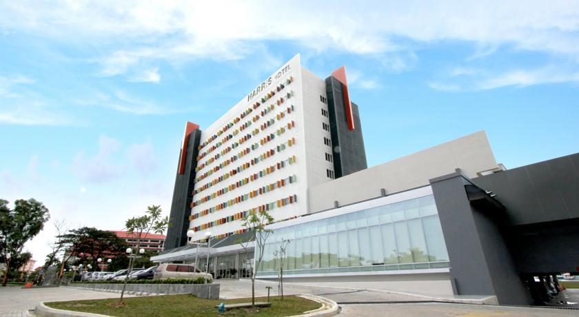 HARRIS Hotel Batam Center Bagian luar foto