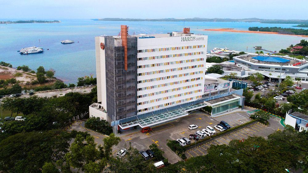 HARRIS Hotel Batam Center Bagian luar foto