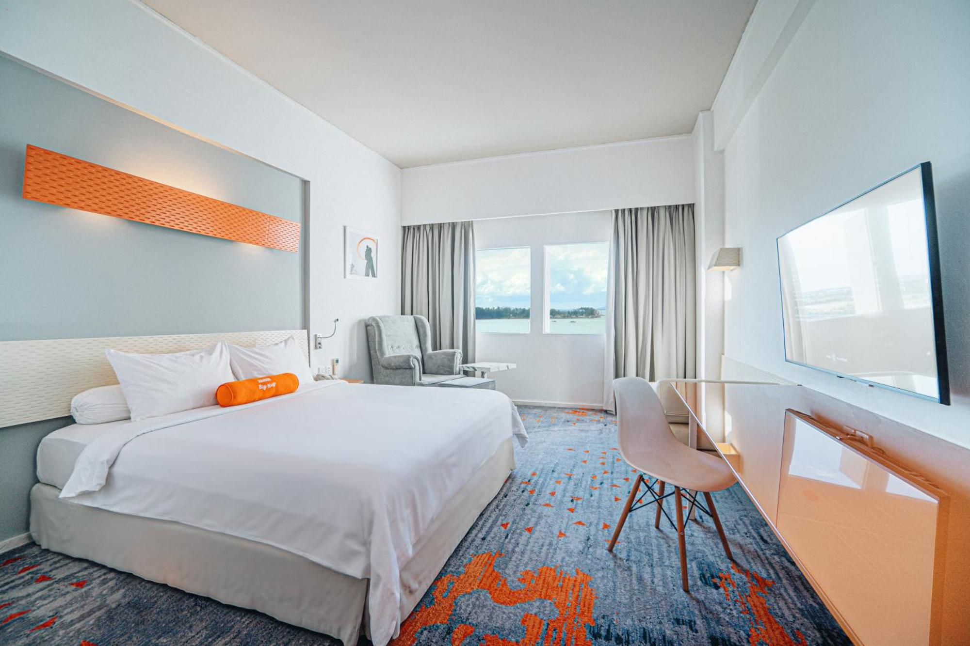 HARRIS Hotel Batam Center Bagian luar foto